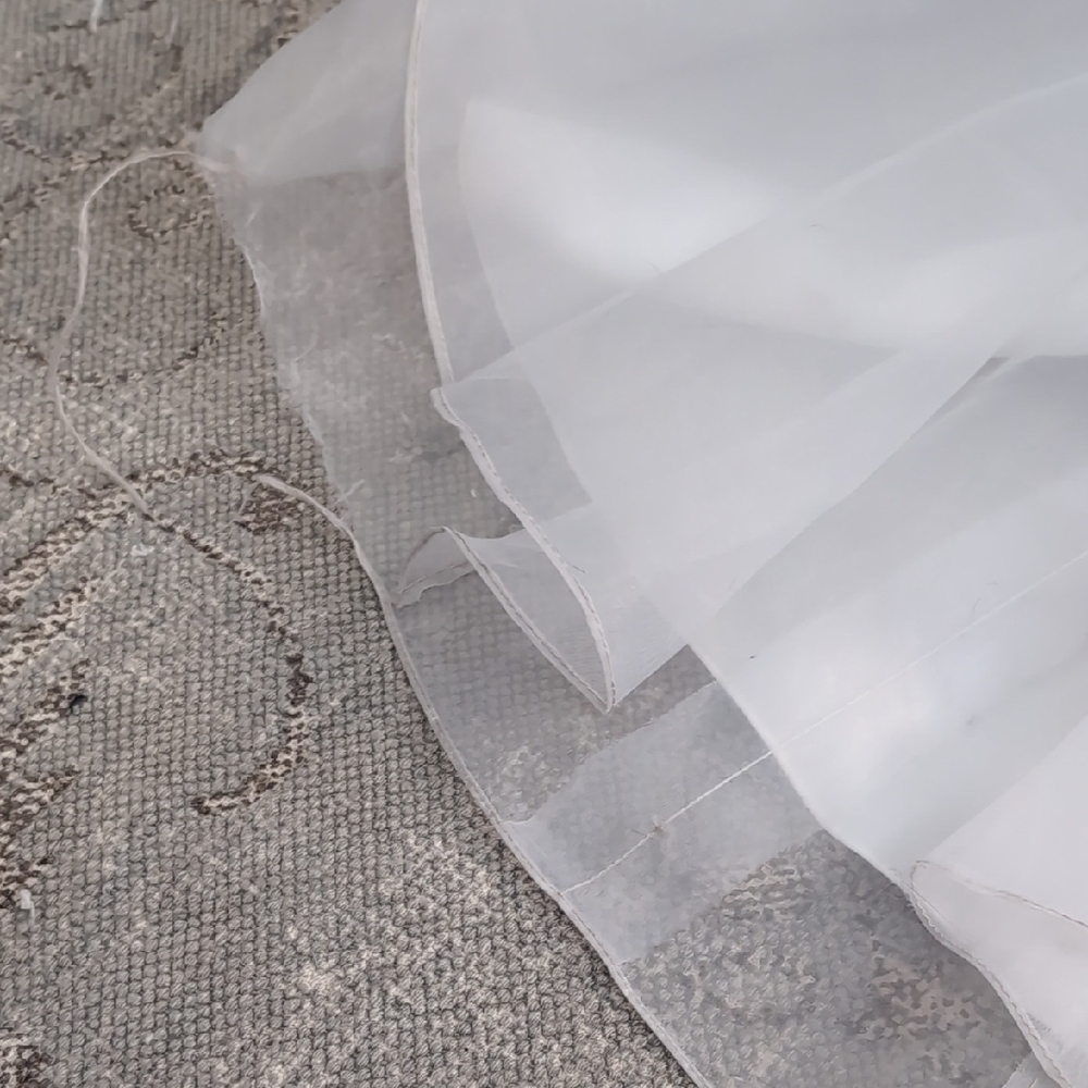 DAVID'S BRIDAL Organza Wedding Ball Gown - Picture 8 of 14
